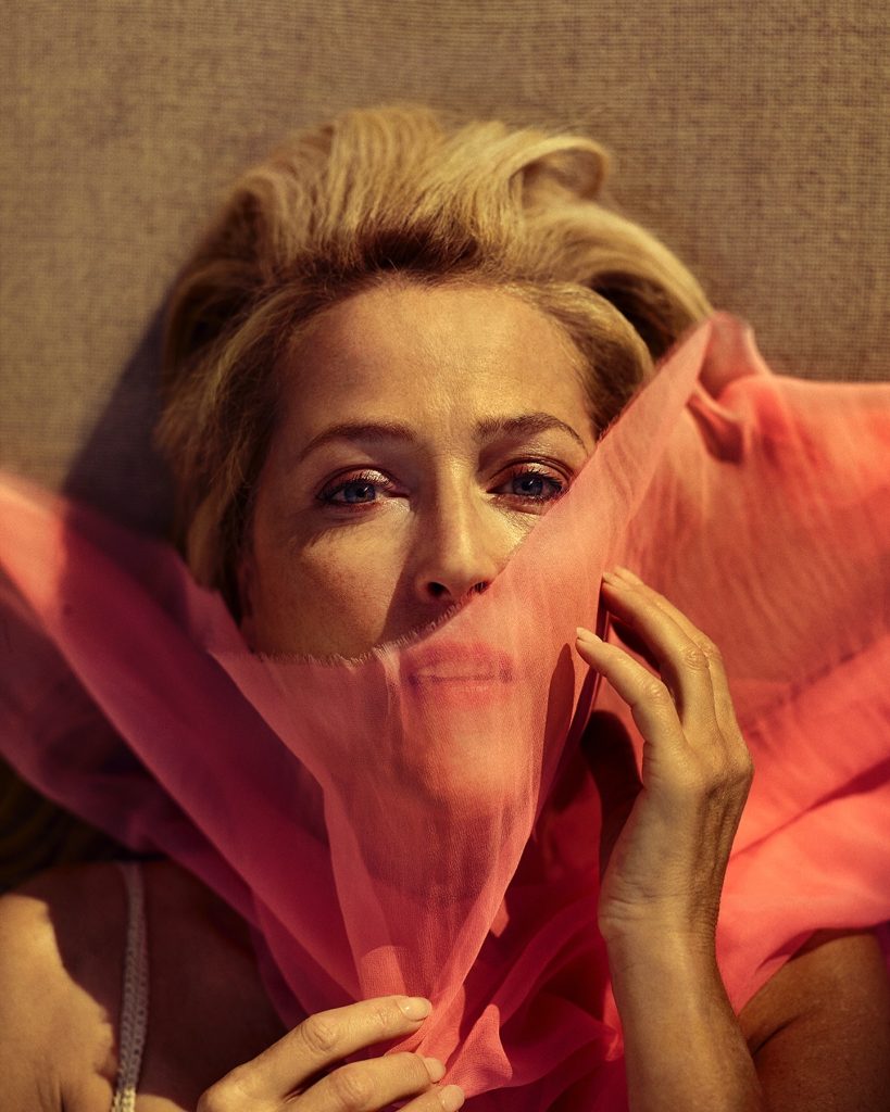 Gillian Anderson Age, Career, Family, Net Worth, Height and Bio